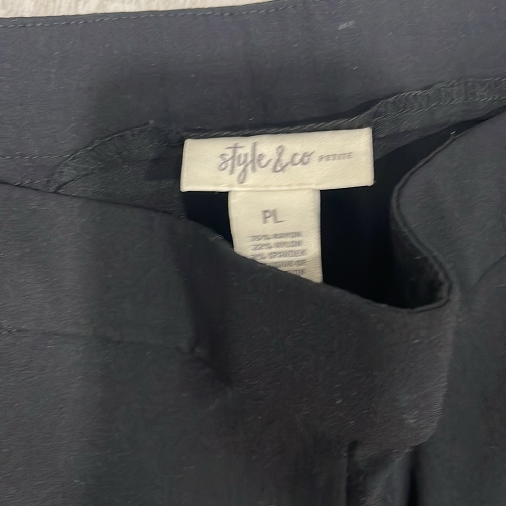 Style & Co. Black Capris - Picture 3 of 5